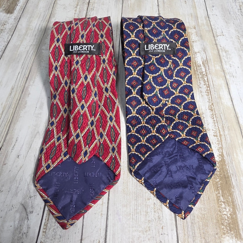 Liberty of London Mens Silk Necktie Set Red Diamond Navy Medallion Geometric 2pk - Picture 7 of 8
